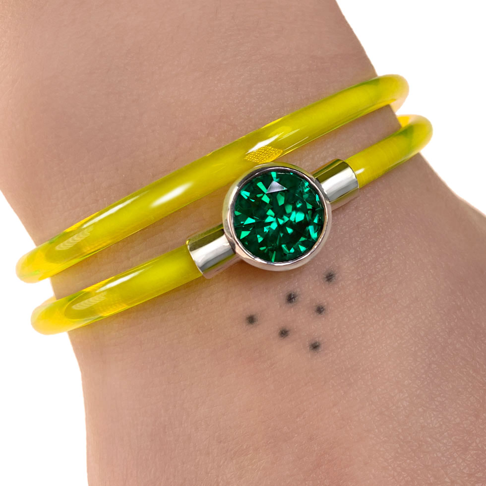 Arm-Dakini-Smarag-neon-2