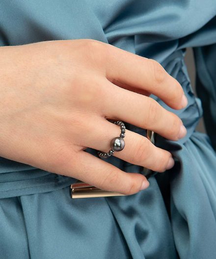 Alternative view of Ring Thisa Tahitiperle