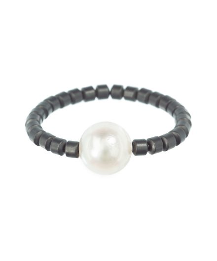 Alternative view of Ring Tinia Akoyaperle